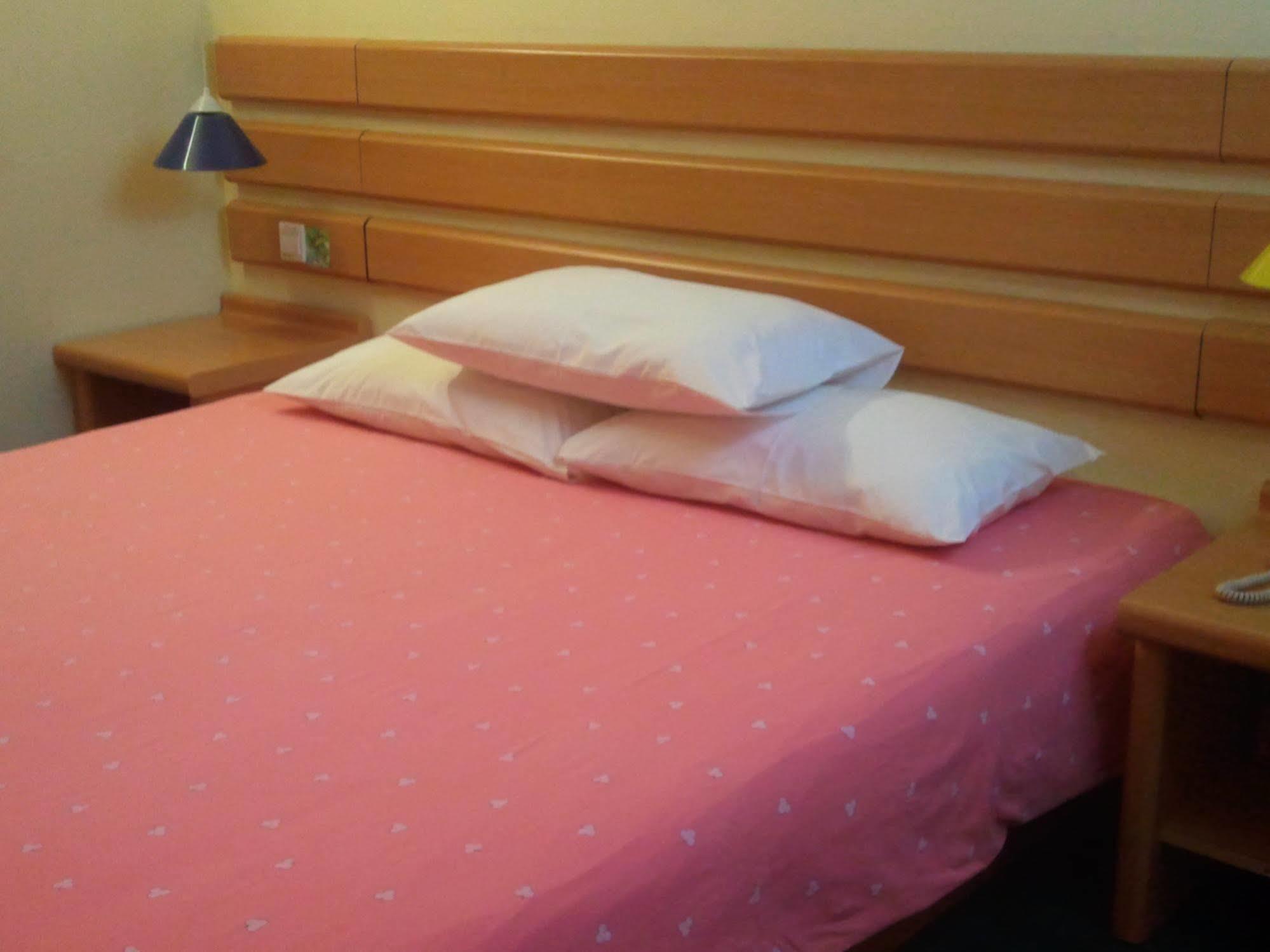 Home Inn Kanton Zewnętrze zdjęcie