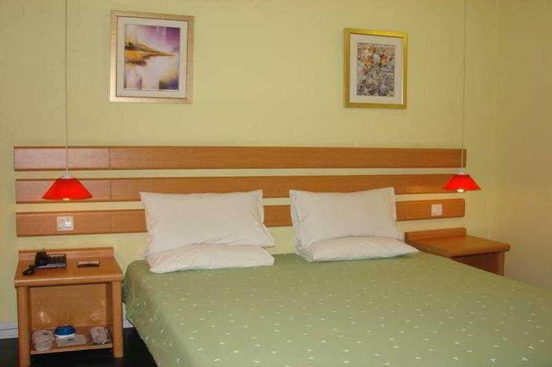 Home Inn Kanton Zewnętrze zdjęcie